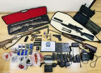 Συνελήφθη 61χρονος Σουηδός για παράνομο οπλισμό