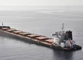 Βυθίστηκε το ελληνόκτητο M/V Tutor – Είχε δεχθεί επίθεση των Χούθι