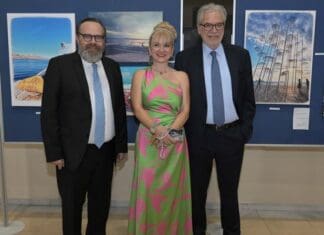 Έκθεση εικαστικών έργων στο Υπουργείο Ναυτιλίας και Νησιωτικής Πολιτικής με έργα υπαλλήλων του Υπουργείου