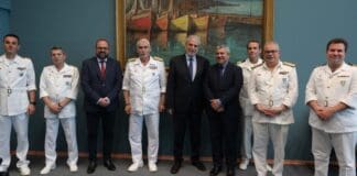 Υπεγράφη η σύμβαση για την προμήθεια έντεκα σκαφών με υγειονομικό εξοπλισμό στο Λιμενικό Σώμα