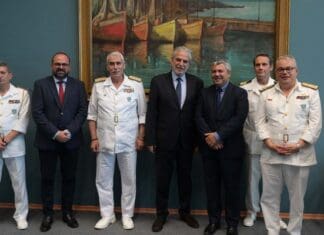 Υπεγράφη η σύμβαση για την προμήθεια έντεκα σκαφών με υγειονομικό εξοπλισμό στο Λιμενικό Σώμα