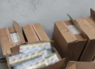 Διακινούσαν λαθραία καπνικά προϊόντα κοντά σε σχολείο στο Μενίδι-Τους συνέλαβε η ομάδα ΔΙ.ΑΣ