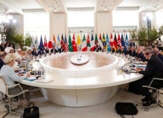 G7:Στήριξη στην Ουκρανία “όσο χρειαστεί” – Καταδίκη των ενεργειών της Κίνας στη Νότια Σινική Θάλασσα