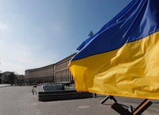 Παγκόσμιοι ηγέτες συμμετέχουν στη σύνοδο κορυφής για την Ουκρανία σε μια δοκιμή της διπλωματικής επιρροής του Κιέβου