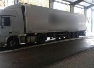 8 άνθρωποι πέθαναν από ασφυξία μέσα σε φορτηγό ψυγείο στην Κίνα