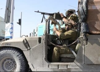 Μεσανατολικό: Οι ισραηλινές δυνάμεις προχωρούν πιο βαθιά στη Ράφα