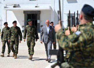 Την ΑΣΔΥΣ επισκέφθηκε ο ΥΕΘΑ Νίκος Δένδιας