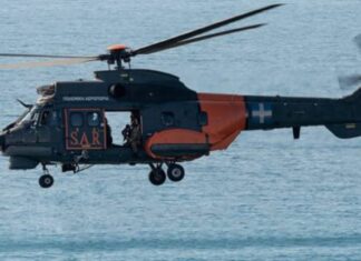 Super Puma της ΠΑ μετέφερε 2 τραυματίες απο δεξαμενόπλοιο ανοιχτά της Χίου