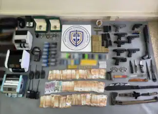 Εγκληματική οργάνωση διέπραττε απάτες σε βάρος του Δημοσίου μέσω δικτύου εταιρειών (βίντεο)