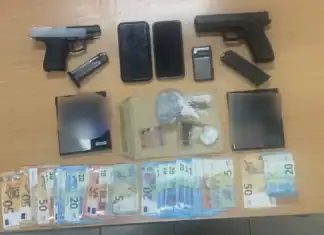 Πάτρα: Δύο συλλήψεις για διακίνηση ναρκωτικών και κατοχή όπλων