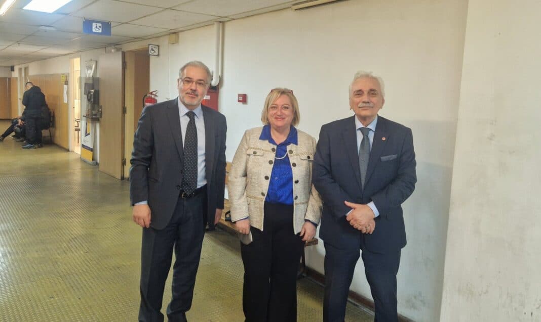 IMG-a903f0d735651dce5d6447292e1c5850-V (1)