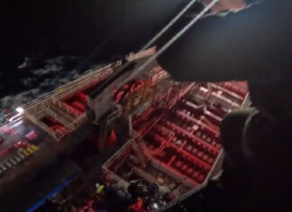 Μεταφορά Ασθενούς από Ελικόπτερο του Πολεμικού Ναυτικού (βίντεο)