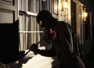 Πως δρουν οι κλέφτες για να μπουν στα σπίτια