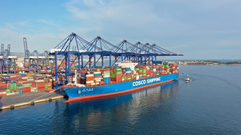 businessdaily-cosco