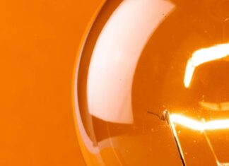 Οι κυμαινόμενες τιμές: Ποιες επιλογές έχετε για την παροχή ηλεκτρικής ενέργειας;