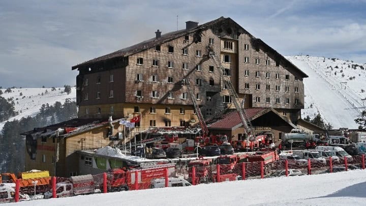 w22-153357w2118461229774324