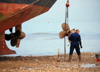 Αυστηρότεροι κανόνες στην διάλυση και ανακύκλωση πλοίων – Τι συνεπάγονται για τη ναυτιλιακή αγορά