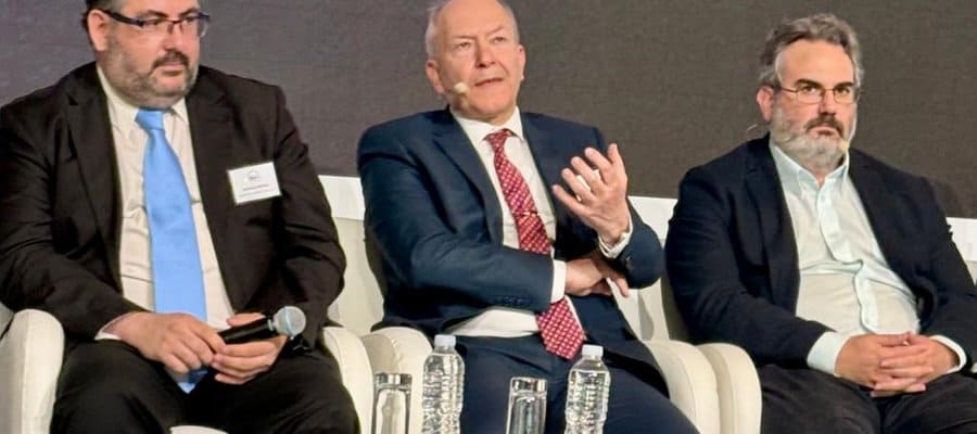 fAYvzLm.2e16d0ba.fill-900x400