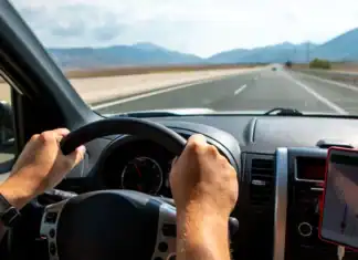 10+1 λάθη που κάνουν οι νέοι οδηγοί