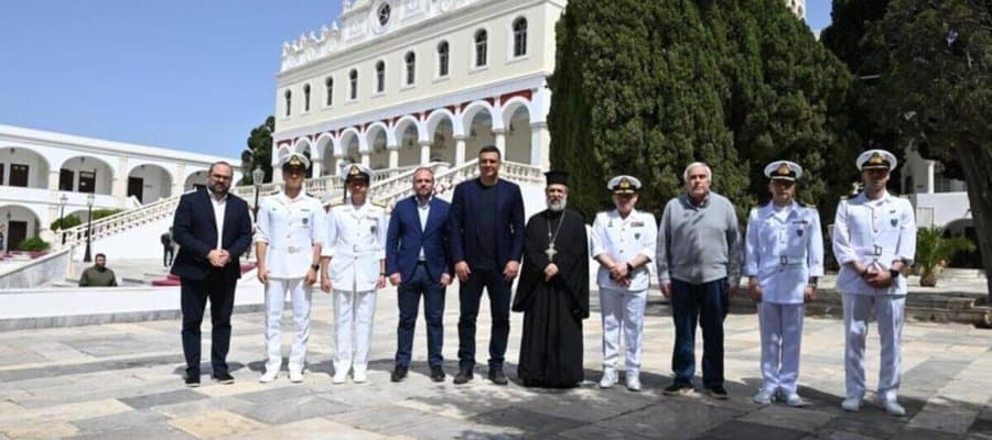 cover.2e16d0ba.fill-900x400.original