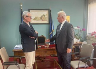 Ευρεία σύσκεψη υπό τον Υφυπουργό Κλιματικής Κρίσης και Πολιτικής Προστασίας, Ευάγγελο Τουρνά, για την προετοιμασία της αντιπυρικής περιόδου στην Περιφέρεια Ιονίων Νήσων