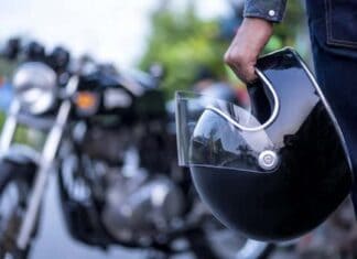 Νέος Κ.Ο.Κ. : Πάνω από 2.500 παραβάσεις βεβαιώθηκαν την τρίτη εβδομάδα της εκστρατείας «Μηδενική ανοχή στη μη χρήση κράνους»