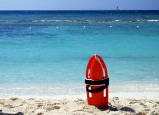 Συμβουλές για ασφαλή κολύμβηση