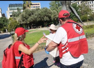 Ο Ε.E.Σ. πραγματοποιεί έκτακτη δράση υποστήριξης αστέγων λόγω των υψηλών θερμοκρασιών