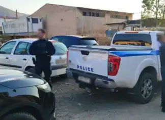 17 συλλήψεις σε οικισμό του Ασπροπύργου με σκοπό την αποτροπή κάθε μορφής παράνομης δραστηριότητας (βίντεο)