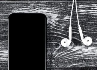 Επικοινωνία Χωρίς Όρια: Τα Πακέτα της RFC GROUP Σχεδιασμένα για Εσάς