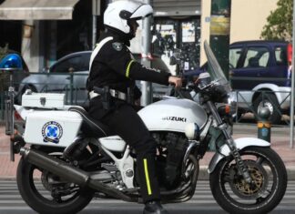 Περιπετειώδης σύλληψη 42χρονου που οδηγούσε κλεμμένη μηχανή