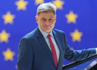 Φαραντούρης: Ώρα μηδέν για χάραξη ΑΟΖ Ελλάδας – Κύπρου μετά τη ματαίωση του EastMed