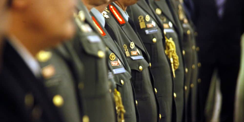 STOLESSTRATOUSUPER-750x375-1