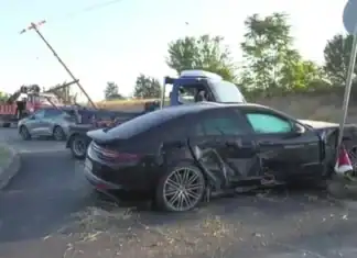 Φυλάκιση 7 μηνών, με αναστολή, στον 31 ετών οδηγό που έπεσε πάνω σε σταθμευμένα αυτοκίνητα