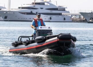 Πρώτο ηλεκτροκίνητο σκάφος υπηρεσίας στη Μαρίνα Φλοίσβου
