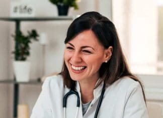 Aποκτήστε την Κάρτα Υγείας για εσάς και την οικογένεια σας