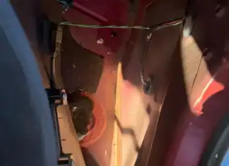 35χρονος έκρυβε στον χώρο των αποσκευών του αυτοκινήτου του, πιστόλι και γεμιστήρα με φυσίγγια