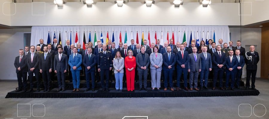 EPCC_Family_photo_-_all_Heads_of_D.2e16d0ba.fill-900x400