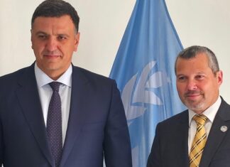 Β. Κικίλιας στη συνάντηση με τον ΓΓ του ΙΜΟ: «Στηρίζουμε το πλαίσιο του ΙΜΟ για την ενεργειακή μετάβαση της ναυτιλίας, αλλά απαιτούνται βελτιώσεις για τη ρεαλιστική εφαρμογή του»