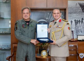 Συνάντηση Αρχηγού ΓΕΑ με τον Παραδίδοντα και τον Παραλαμβάνοντα ΑΚΑΜ της Αιγύπτου