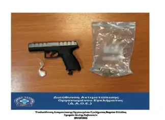Συνελήφθη 36χρονος στη Θεσσαλονίκη για κατοχή αεροβόλου πιστολιού και ποσότητας κοκαΐνης (βίντεο)