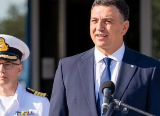 Β. Κικίλιας στην παραλαβή 51 οχημάτων του Λ.Σ. – ΕΛ.ΑΚΤ.: «Επόμενο βήμα η προμήθεια μη επανδρωμένων σκαφών για ΑΟΖ και θαλάσσια πάρκα»