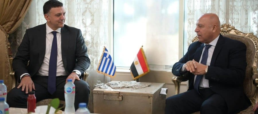 0.0.2e16d0ba.fill-900x400