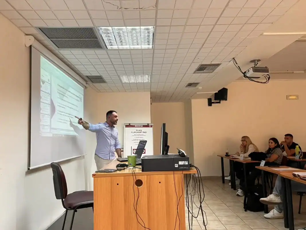 30112025-dt-aea-akadimia-1