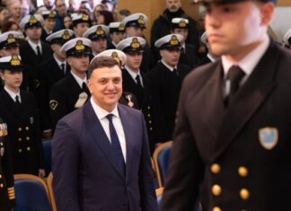 Β. Κικίλιας από τελετή ορκωμοσίας νέων Λιμενοφυλάκων: «Πίστη στην πατρίδα, στη σημαία και στο καθήκον»