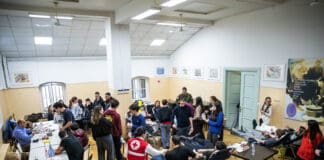 O Ε.Ε.Σ. διοργάνωσε μεγάλη εθελοντική αιμοδοσία στο Αρσάκειο Ψυχικού (video)