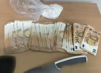 45χρονος βρέθηκε να κατέχει στο όχημα του 99,6 γραμμ. κοκαΐνης και το χρηματικό ποσό των 4.300 ευρώ