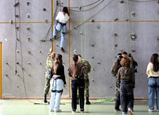 Επίσκεψη 3ου Γενικού Λυκείου Αγίας Παρασκευής στη Στρατιωτική Σχολή Ευελπίδων