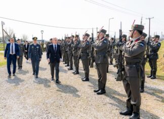 Ο Θανάσης Δαβάκης στον εορτασμό της 85ης Επετείου της Μάχης του Υψώματος 731 στα Τρίκαλα