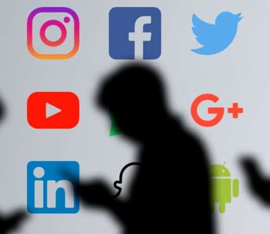 Απαγόρευση πρόσβασης στα social media ανηλίκων κάτω των 15 ετών